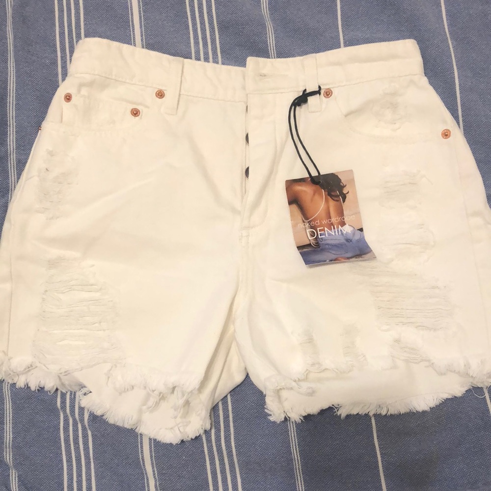 Naked Wardrobe White Jeanshorts. Sz 28. NWT